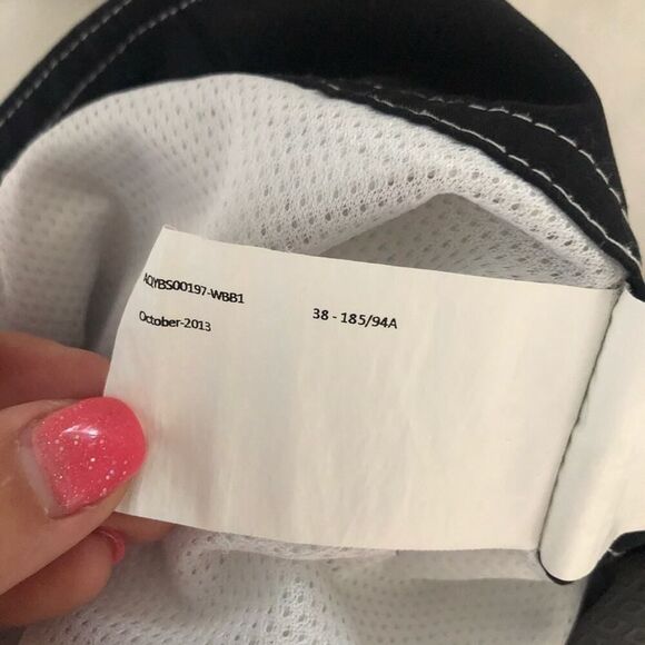 Quiksilver White Plaid Board Shorts - Picture 5 of 6